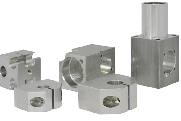 Customized machining of high-precision parts for construction machinery and automation
